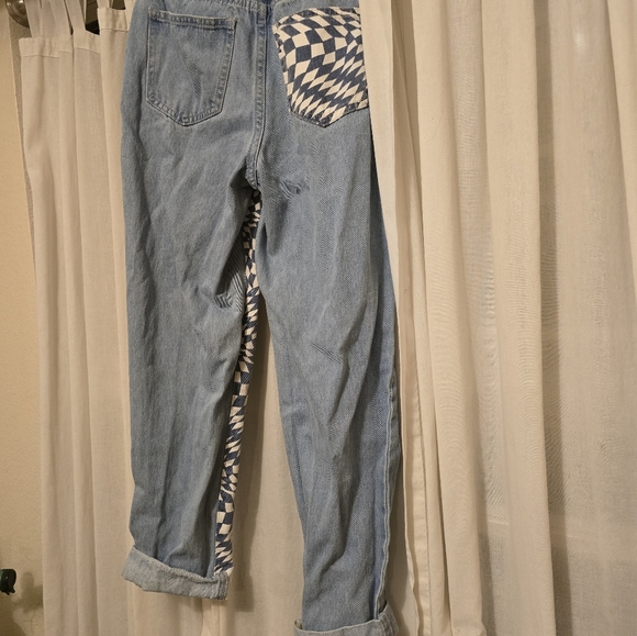 Machine Brand relaxed boyfriend jeans with one checkerboard leg. Size 0. - Picture 3 of 4